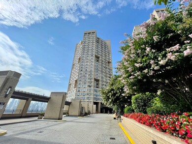 The Galaxy Towers unit 11E, Guttenberg, NJ 07093 - photo 2