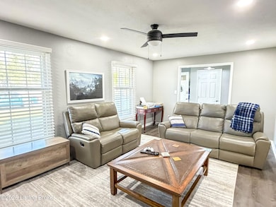 301 Foxtail Rd, Versailles, KY 40383 - photo 7