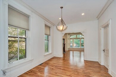 2013 W Evergreen Ave unit 1, Chicago, IL 60622 - photo 3