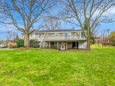 7 Finch Dr, Ridgefield, CT 06877 - photo 2