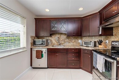 5071 NW 115th Ct, Doral, FL 33178 - photo 4