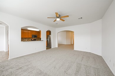 1077 Lasso Ct, Alvin, TX 77511 - photo 7