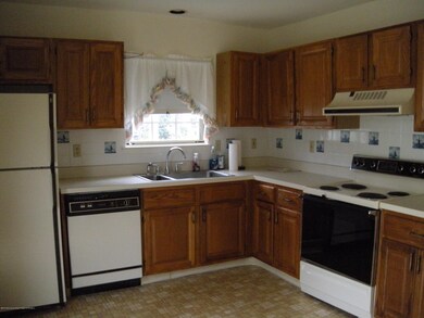 21 Morning Glory Ln, Whiting, NJ 08759 - photo 5