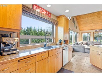 15695 S Carus Rd, Oregon City, OR 97045 - photo 4