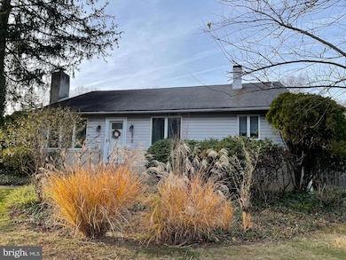 2400 Edge Hill Rd, Huntingdon Valley, PA 19006 - photo 3