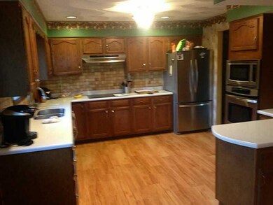 401 Debbie Dr, Indiana, PA 15701 - photo 2