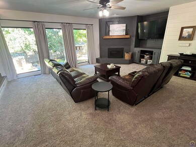 6048 SW 37th St, Topeka, KS 66614 - photo 4