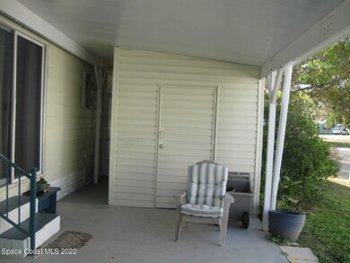307 Egret Cir, Sebastian, FL 32976 - photo 2
