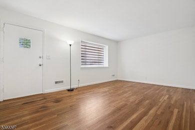 16 Wayne Blvd, Madison, NJ 07940 - photo 4