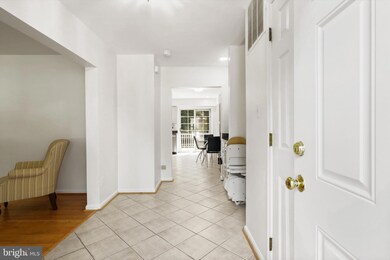 12453 Oliver Cromwell Dr, Herndon, VA 20171 - photo 7