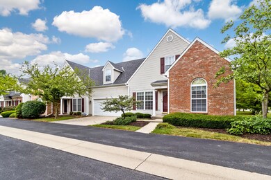 306 Lazelle Place Lane-front ext 2