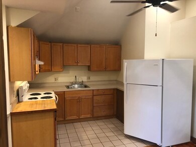 34 Grafton St unit 3, Arlington, MA 02474 - photo 4