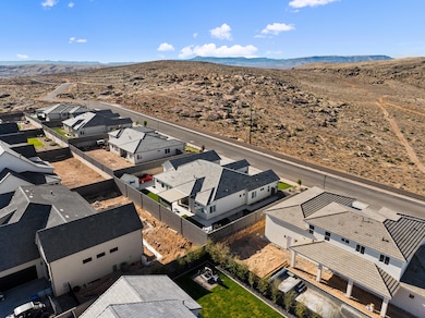 1624_W_ChandlerDr_MLS-39