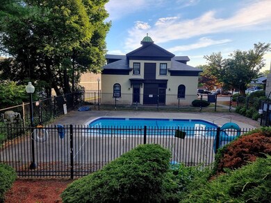 201 Thorndike St unit 3-02, Lowell, MA 01852 - photo 2