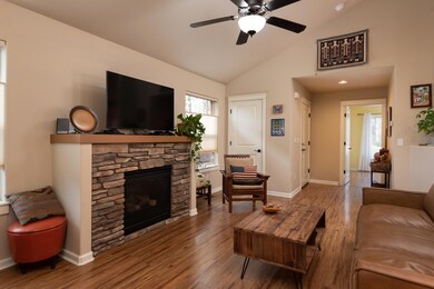 20274 Badger Rd, Bend, OR 97702 - photo 7