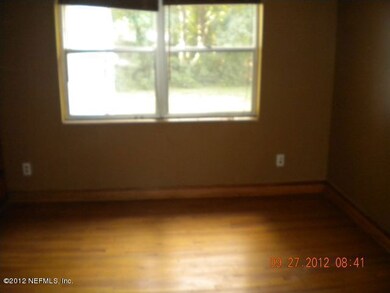 5916 Windsor Forest Dr, Jacksonville, FL 32210 - photo 3