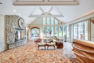 70 Lazell St, Hingham, MA 02043 - photo 5