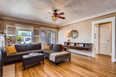 Living Room2