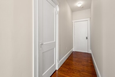 47 Mason Terrace unit 4, Brookline, MA 02446 - photo 7