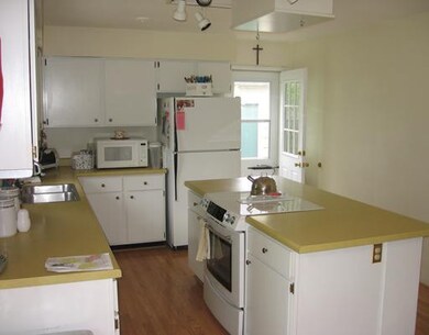 4919 S Maple Rd, Ann Arbor, MI 48108 - photo 6