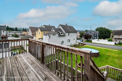 204 Cherry St, Dunmore, PA 18512 - photo 6