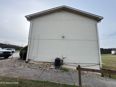 1918 Topside Rd, Louisville, TN 37777 - photo 5