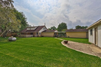 3931 Allen Rd, Pearland, TX 77584 - photo 6