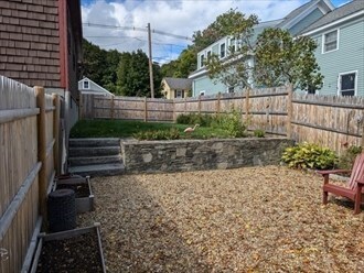 14 Christopher St, Newburyport, MA 01950 - photo 6