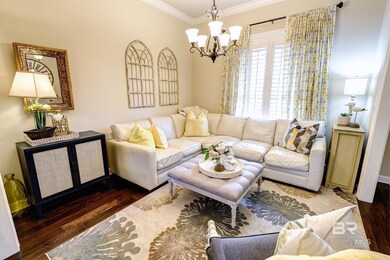 Dining area used as extra LR space