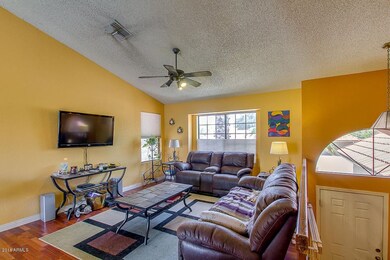 Living Room (2)