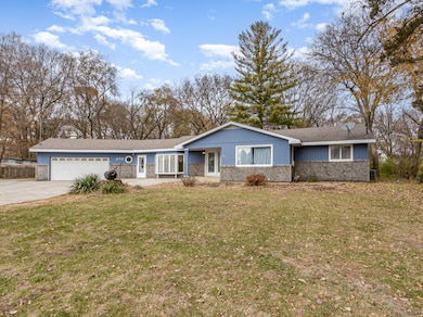 270 E Southmor Rd, Morris, IL 60450 - photo 3