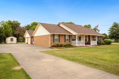 712 Butler Rd, Prairie Grove, AR 72753 - photo 2