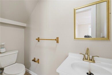 50 Cactus St, Providence, RI 02905 - photo 5