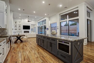 706 E 13th St, Houston, TX 77008 - photo 4