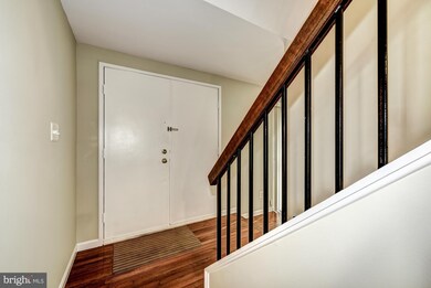 9424 Bethany Place, Montgomery Village, MD 20886 - photo 3