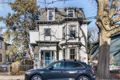 19 Cottage St, Cambridge, MA 02139 - photo 2