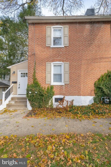 17 W 5th St, Chester, PA 19013 - photo 2