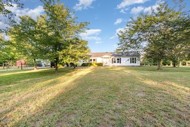 10586 Baldwin Rd, Mount Sterling, OH 43143 - photo 3