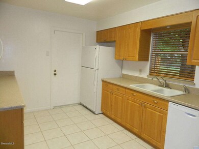 Costa Mesa Mercer 058