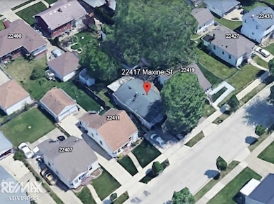 22417 Maxine St, Saint Clair Shores, MI 48080 - photo 2