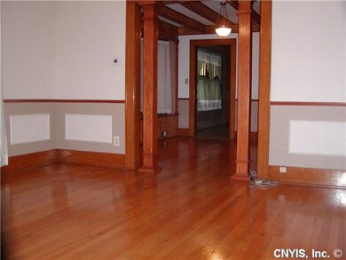 Dining Room Dinning room with hard wood floors fre