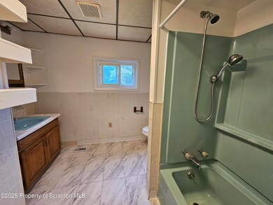 7 Union St, Pittston, PA 18640 - photo 4