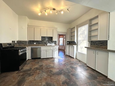 2023 N Elizabeth St, Pueblo, CO 81003 - photo 2