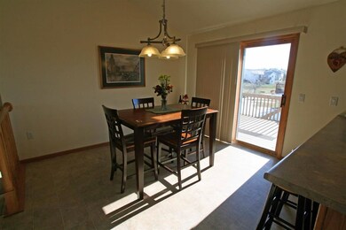 798 Edenberry Ln, Oregon, WI 53575 - photo 3