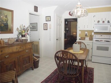 Eat-in area Of kitchen and pantry
