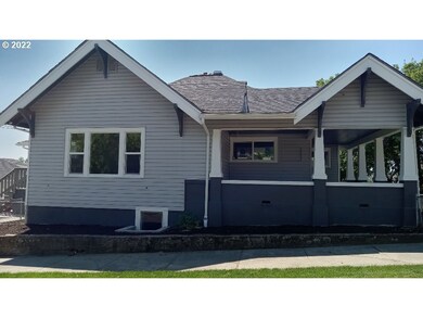 324 NW 9th St, Pendleton, OR 97801 - photo 5