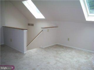 76 E Jonathan Ct, Kennett Square, PA 19348 - photo 3