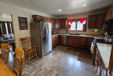 419 E Main St, Pipestone, MN 56164 - photo 6