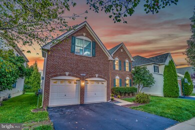 42460 Unicorn Dr, Chantilly, VA 20152 - photo 2