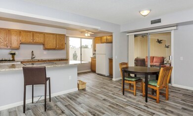 17441 N Boswell Blvd, Sun City, AZ 85373 - photo 5